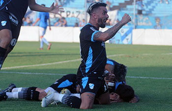 Defensores de Belgrano 1 - Temperley 1 | Jugado 04/02/2022 | Fecha 1° | Primera Nacional 2023/2024
